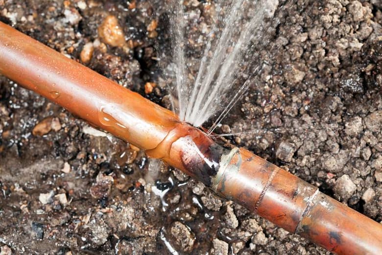 WHAT YOU NEED TO KNOW ABOUT WATER LINE REPAIR